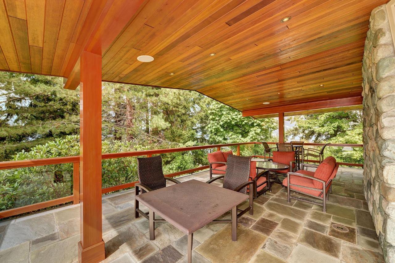 North Saanich Oceanside Lodge Saanich Inlet מראה חיצוני תמונה