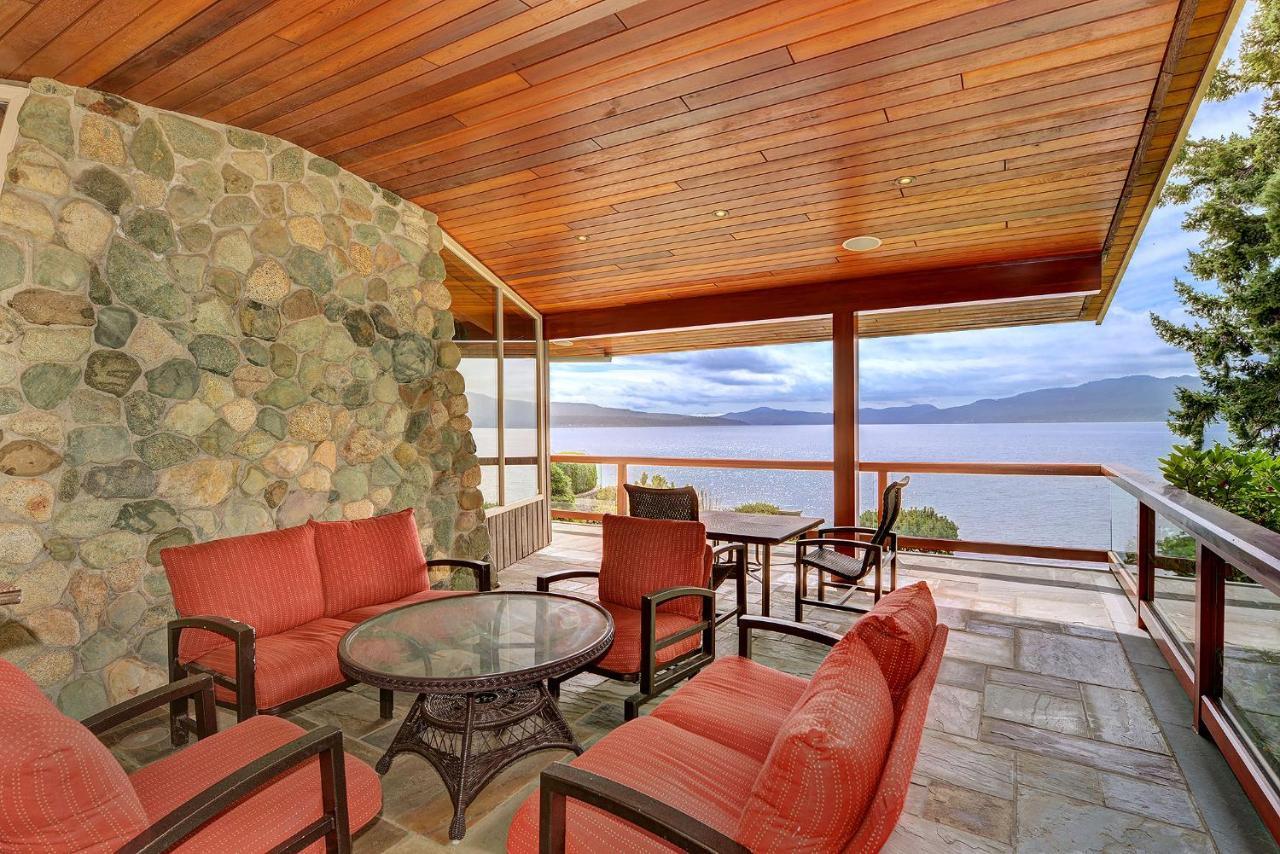 North Saanich Oceanside Lodge Saanich Inlet מראה חיצוני תמונה