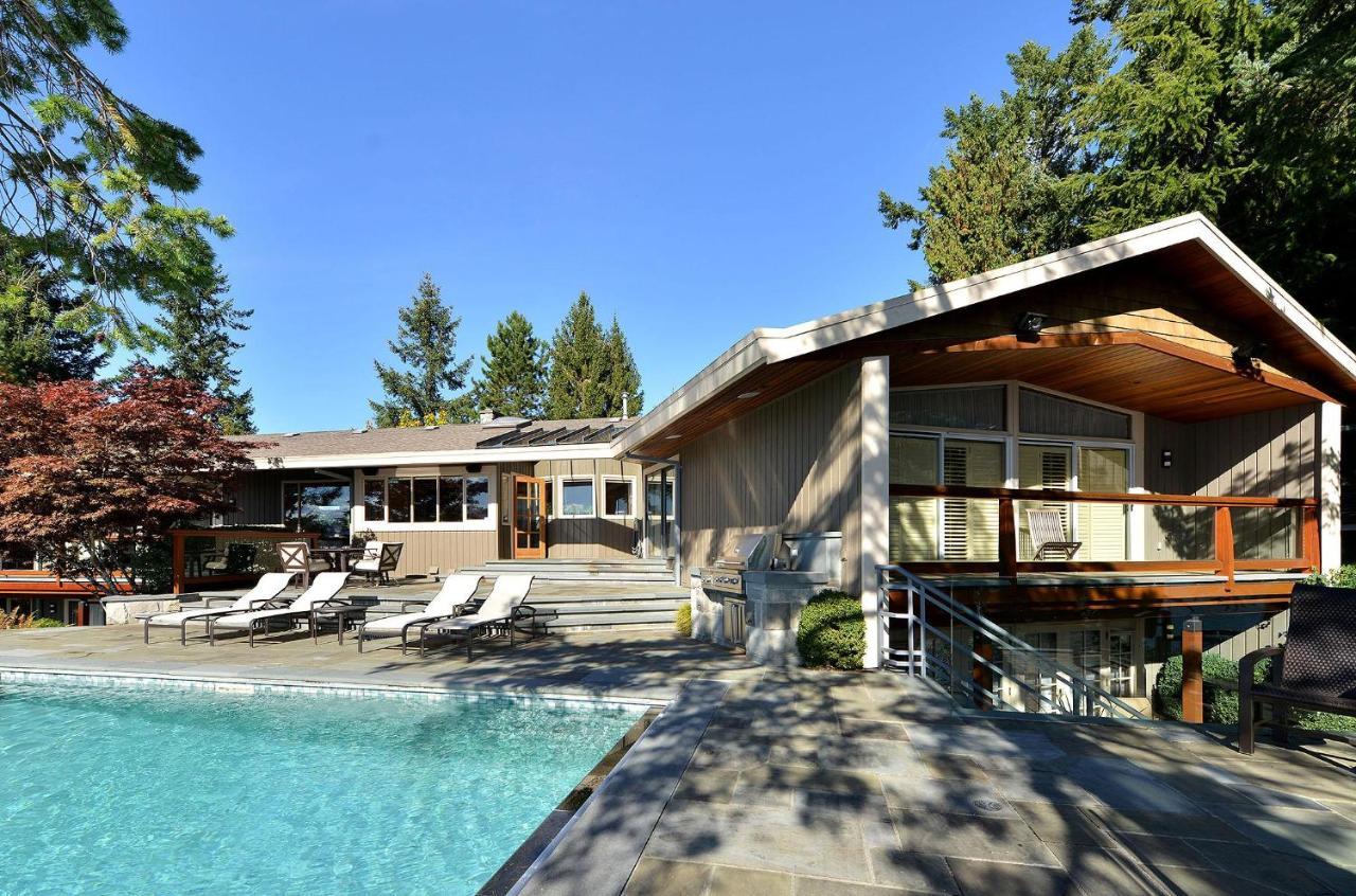 North Saanich Oceanside Lodge Saanich Inlet מראה חיצוני תמונה