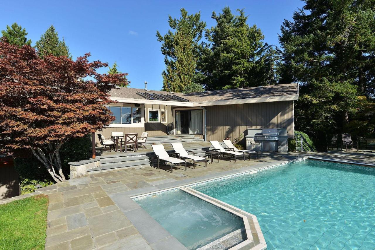 North Saanich Oceanside Lodge Saanich Inlet מראה חיצוני תמונה