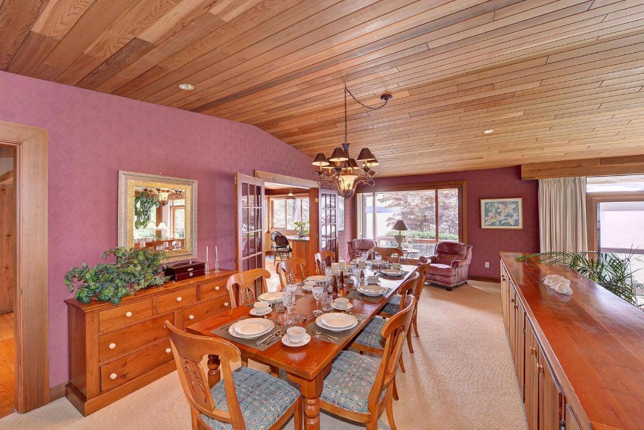 North Saanich Oceanside Lodge Saanich Inlet מראה חיצוני תמונה