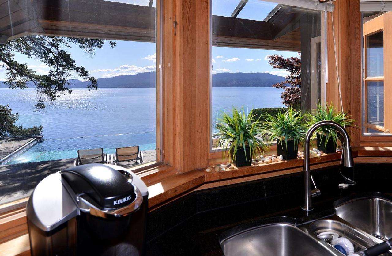 North Saanich Oceanside Lodge Saanich Inlet מראה חיצוני תמונה