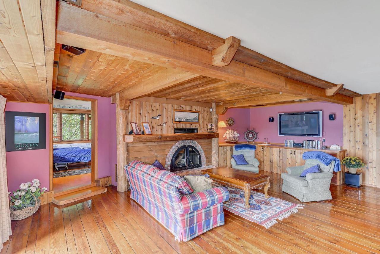 North Saanich Oceanside Lodge Saanich Inlet מראה חיצוני תמונה