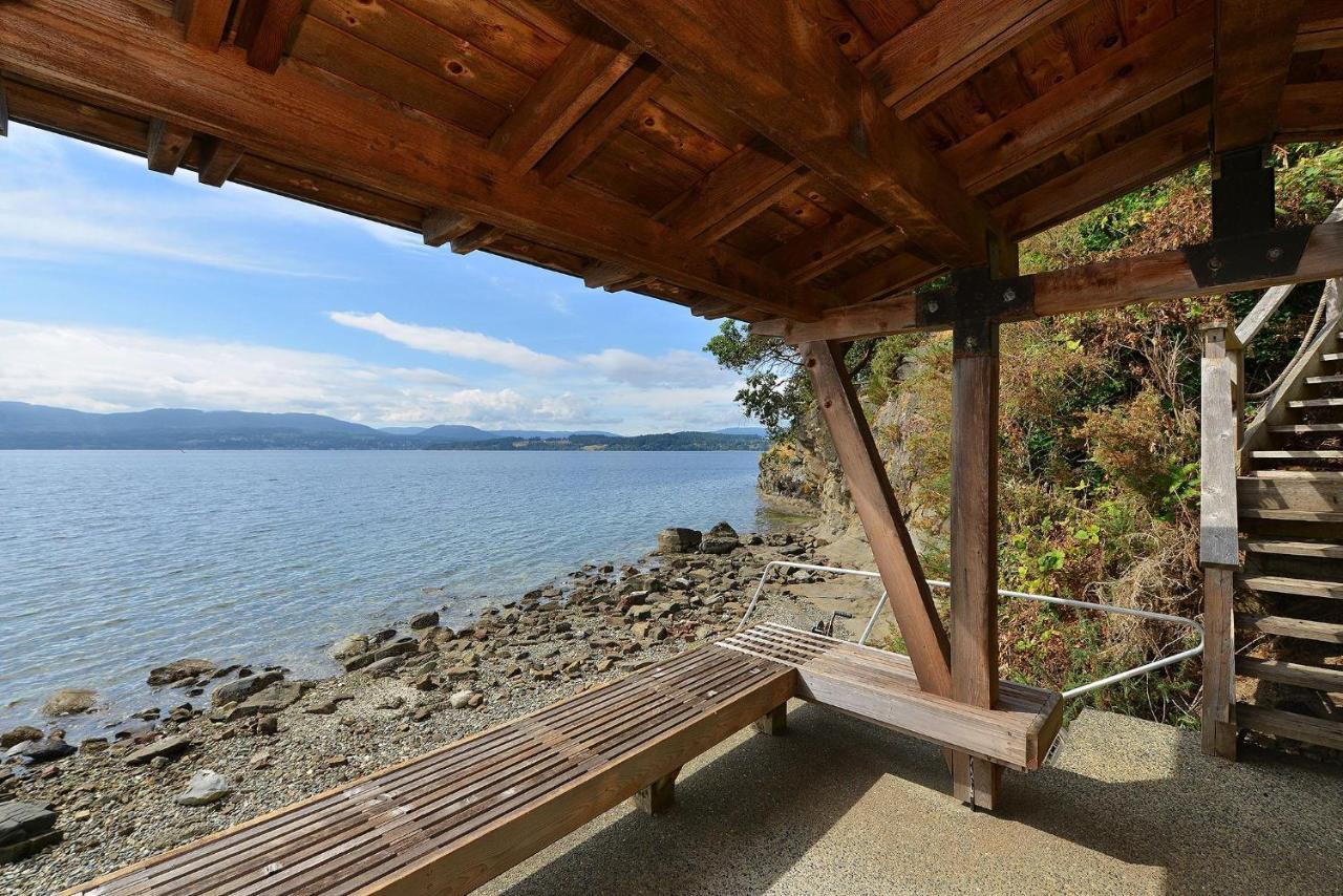 North Saanich Oceanside Lodge Saanich Inlet מראה חיצוני תמונה
